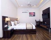 Deluxe Room In Agra For Couples